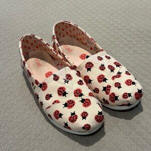 Toms ladybug shoes
